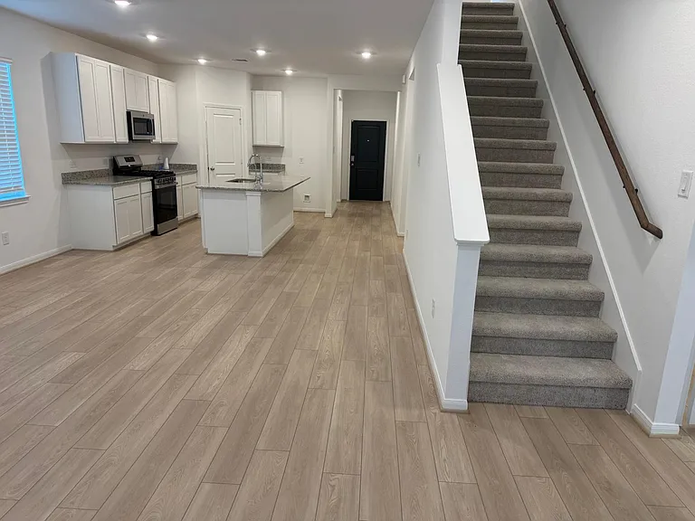 21835 Canyon Moon Ln — Photo 17
