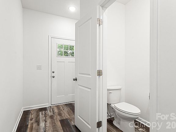 4th image of 112 Angle St