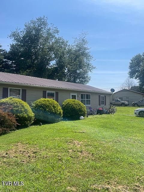 1st image of 106 Colonial Hills Dr