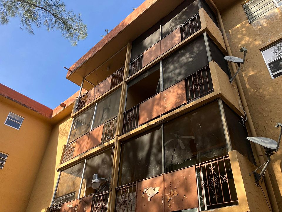 1st image of 13480 NE 6th Avenue #306