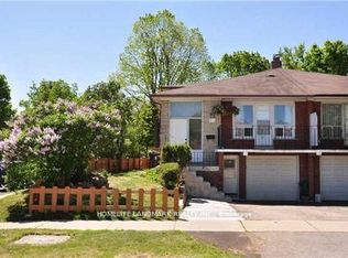 84 Harrington Cres, Toronto, ON M2M2Y5