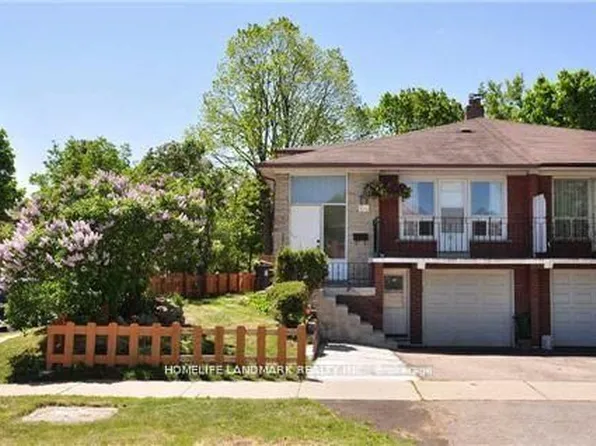 84 Harrington Cres, Toronto, ON M2M 2Y5