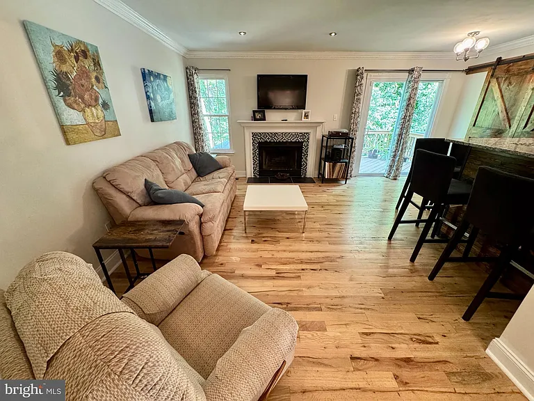 903 Wind Ridge Dr — Photo 13