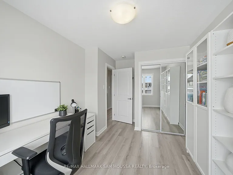 302 Drumlish Ln — Photo 30