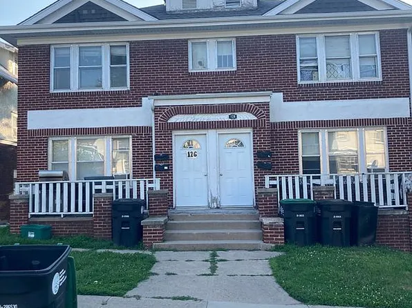 126 N 34th St, Omaha, NE 68131