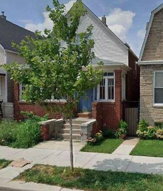 1st image of 2838 N Western Ave #1