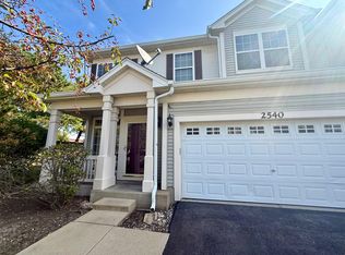 2540 Hillsboro Blvd, Aurora, IL 60503