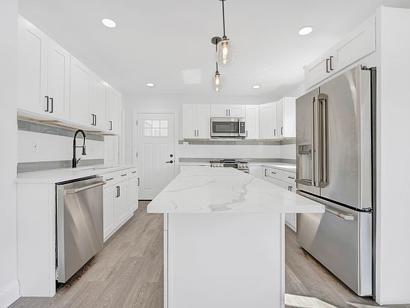 2nd image of 9022 Sheridan Ave