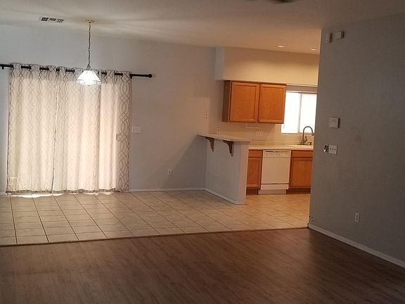 5th image of 1077 S Speckled Stone Way