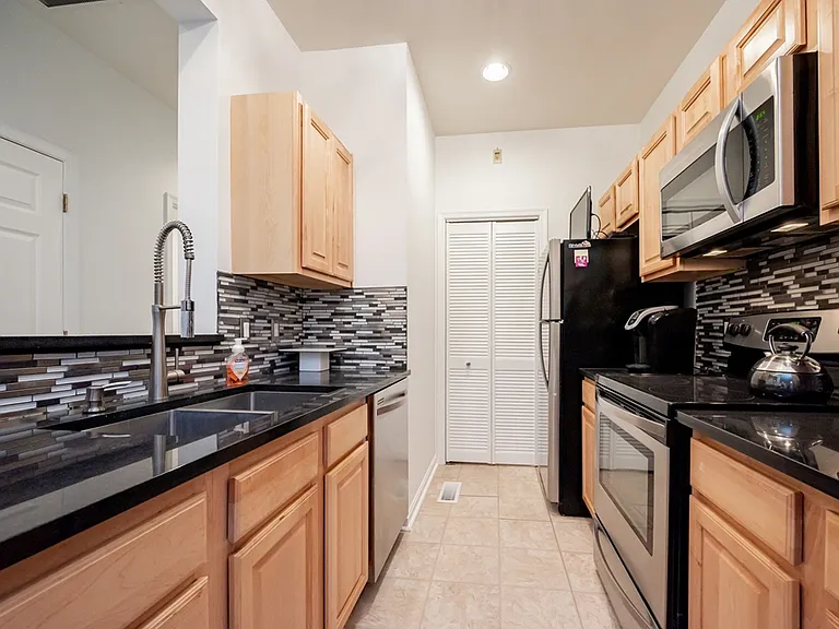 4100 Sand Piper Dr #4105 — Photo 22