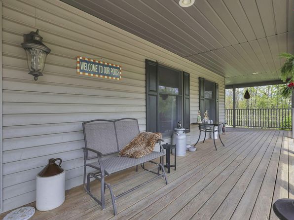 3615 Dragoo Rd, Nashport, OH 43830