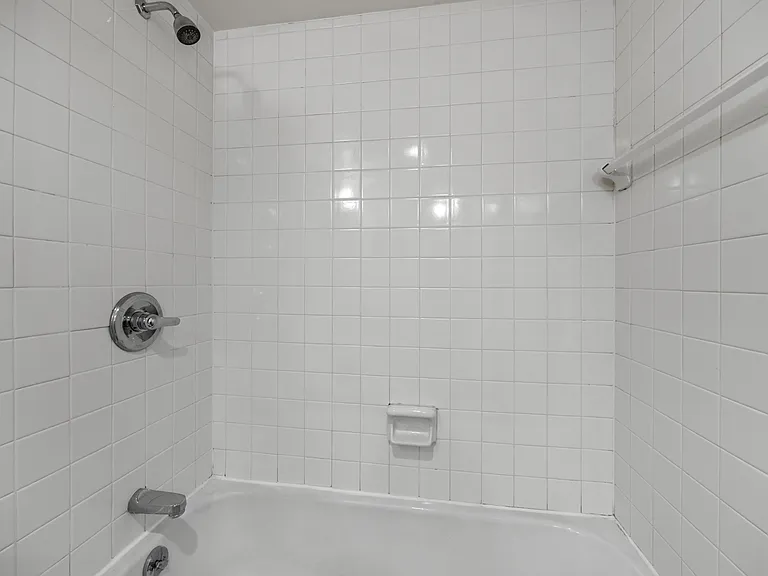 805 29th Street #210 — Photo 12
