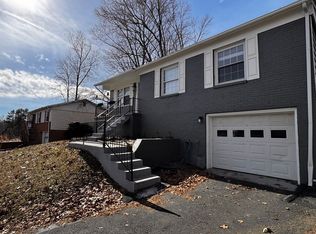 106 Camelot Dr, Charlottesville, VA 22911