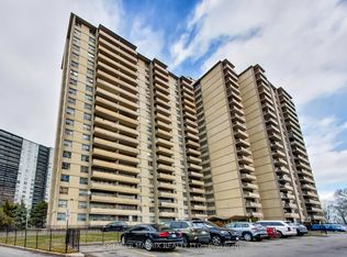 65 Thorncliffe Park Dr #1411, Toronto, ON M4H 1L2