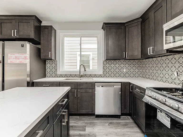 2200 N Kenneth Ave #1 — Photo 3