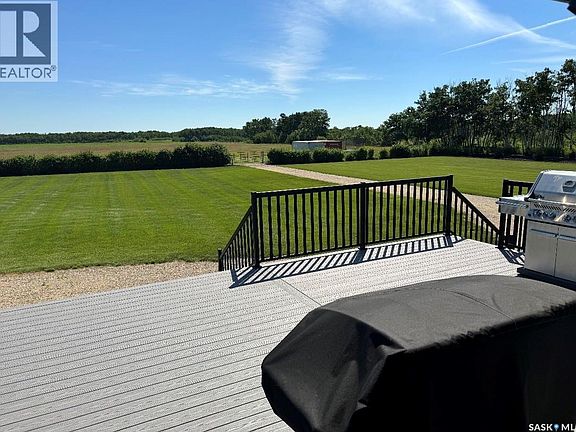 4th image of Minty Acreage Rocanville Rocanville #151