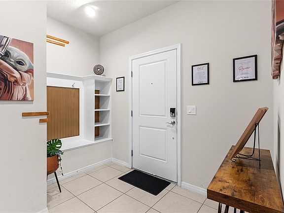 4th image of 7614 Oak Spring Ln