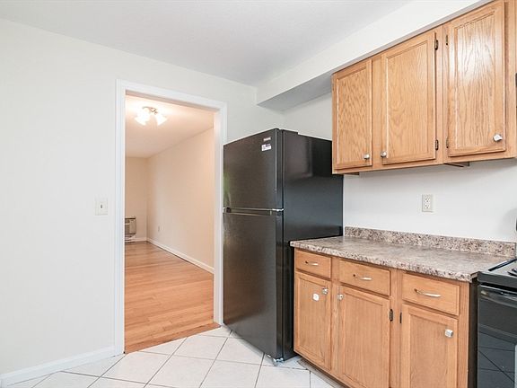 4th image of 540 Granby Rd #67