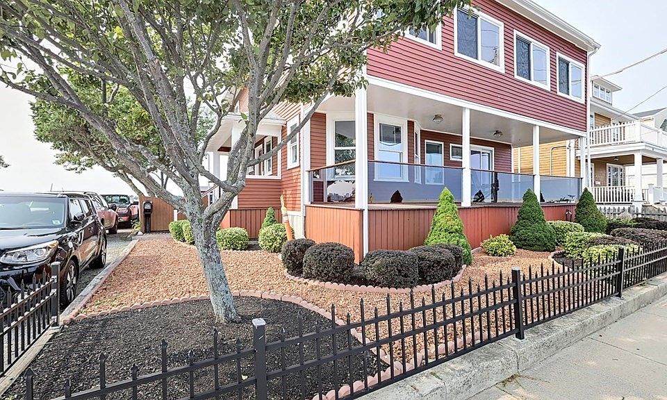 1st image of 799 Shirley St