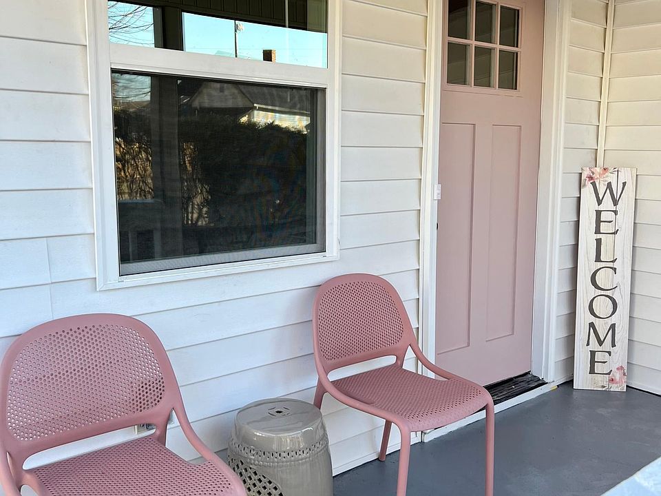 1st image of 610 Augusta Ave