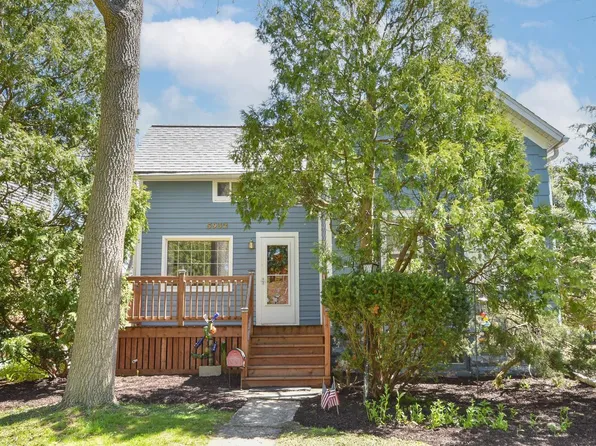 5932 N Santa Monica BOULEVARD, Whitefish Bay, WI 53217