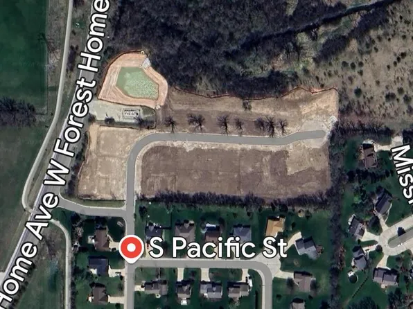 11465 West TESS CREEK STREET #Lt3, Franklin, WI 53132