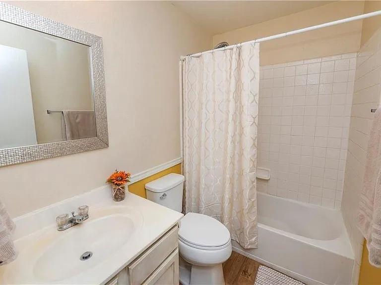 100 Masonwood Dr — Photo 5
