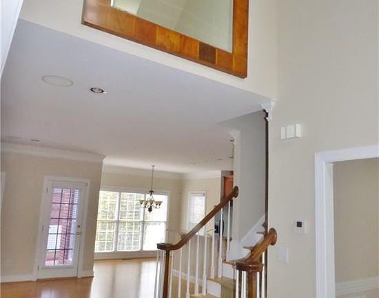 5th image of 109 Checkerberry Ln