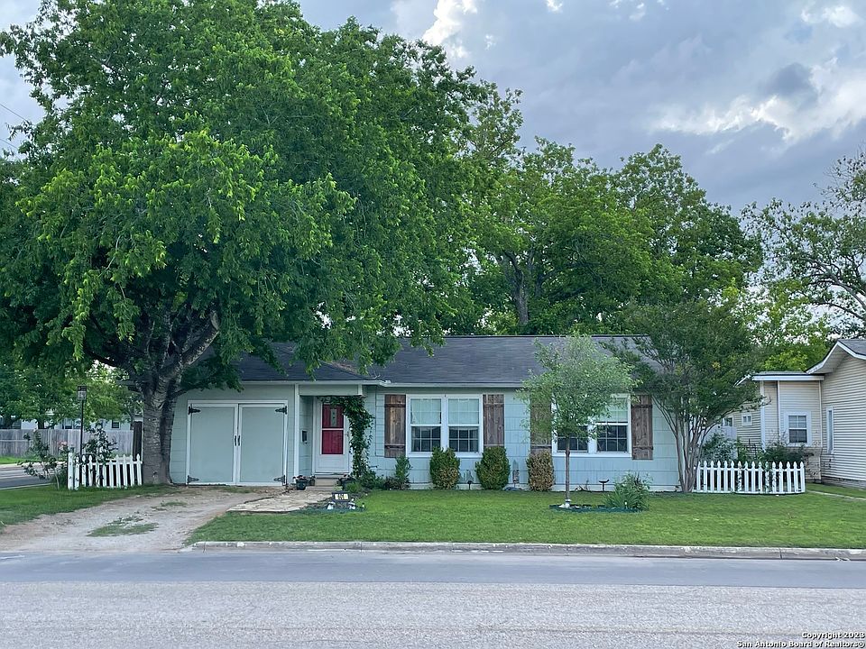 1st image of 601 Aero Ave