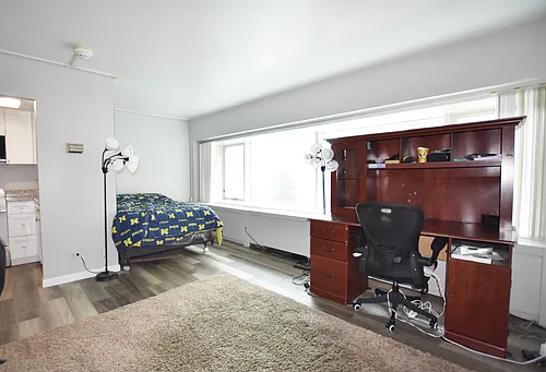 555 E William St Photo 1