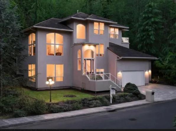 5604 SW Knightsbridge Dr, Portland, OR 97219