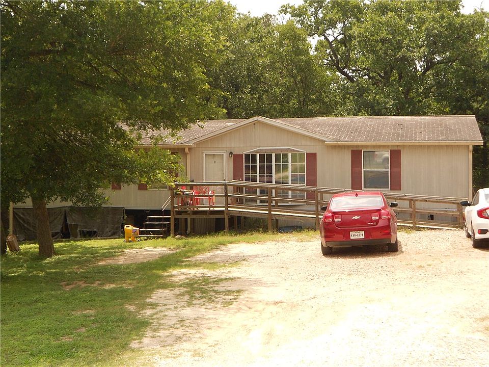 1st image of 204 Scarlet Oaks Dr