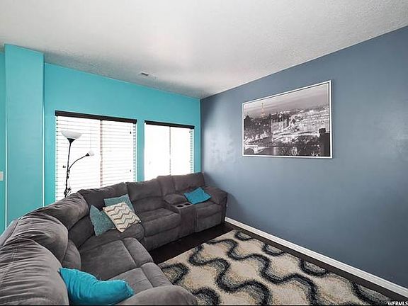 5th image of 1545 W Alsace Way
