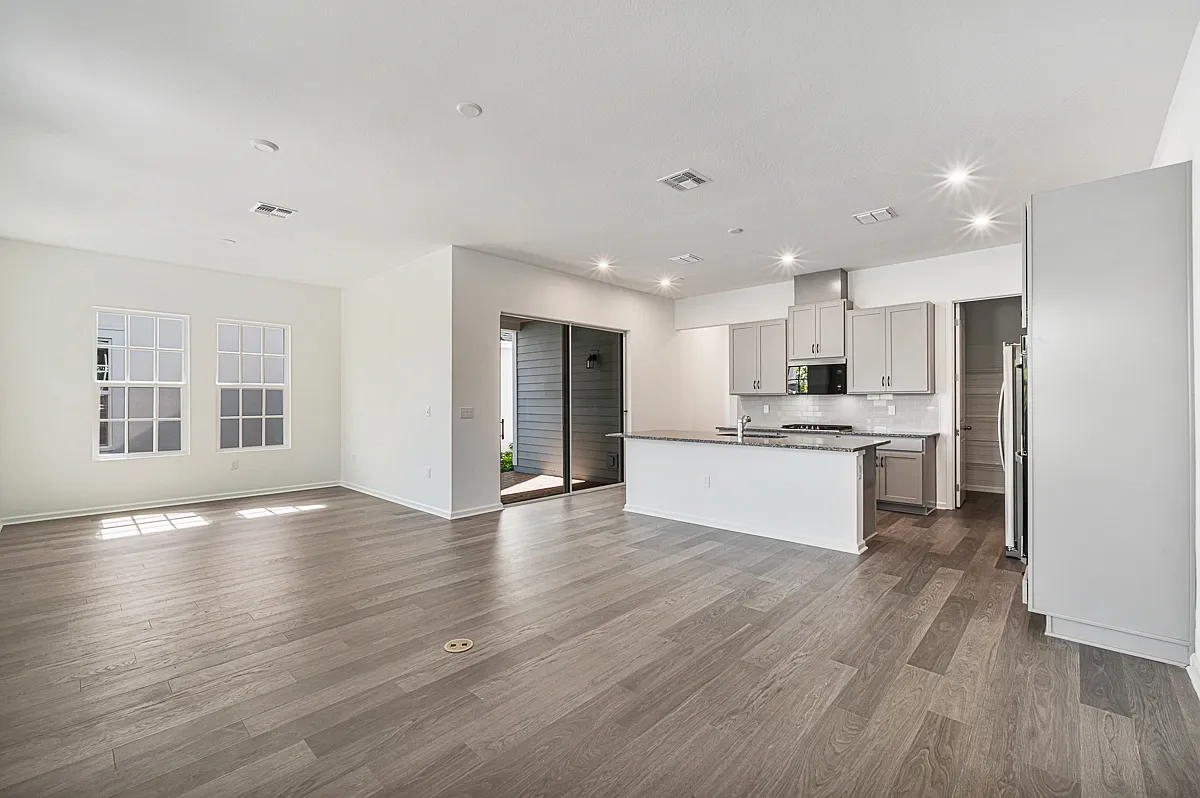 3 bed, 1671 sqft, $4,300 — Photo 3