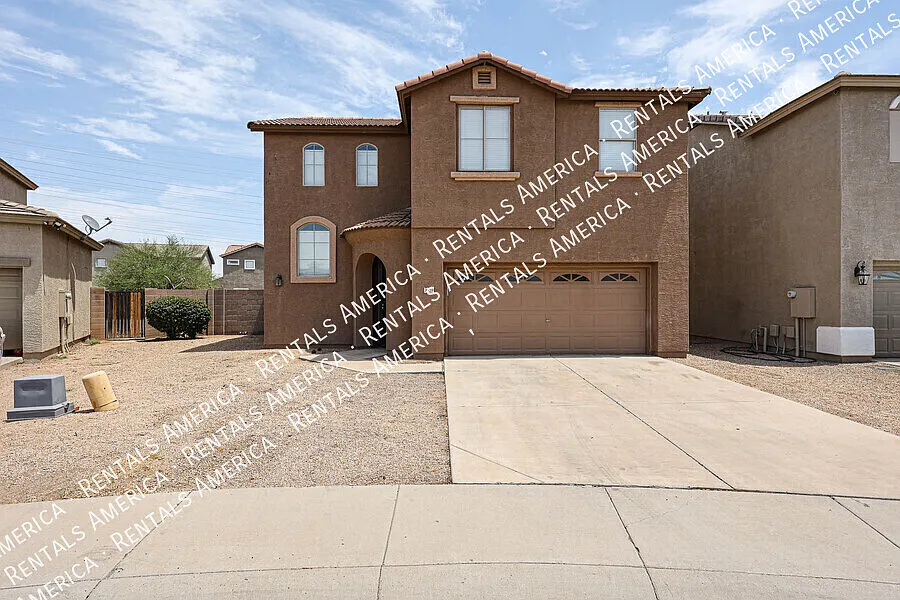 4 bed, 2.5 bath, 1767 sqft, $2,100 — Photo 3