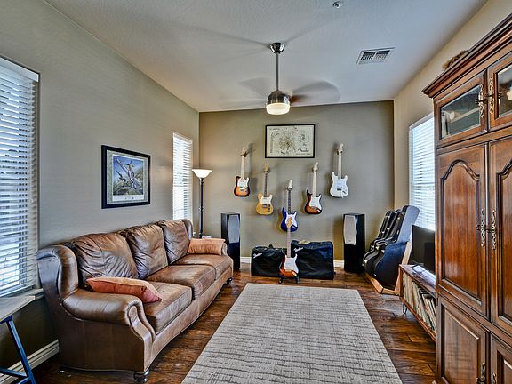 4th image of 30680 N 126th Dr