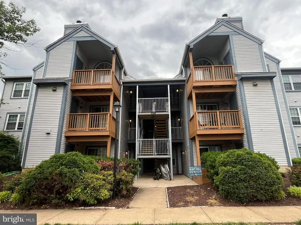 6923 Victoria Dr Unit B, Alexandria, VA 22310