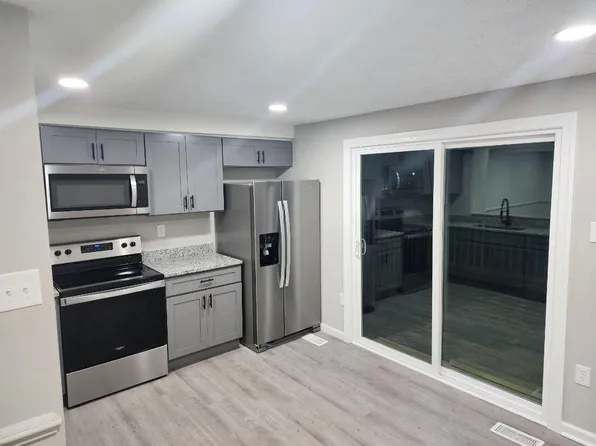 1302 Apple Ridge Ct, Edgewood, MD 21040