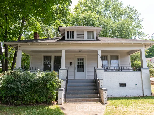 408 E Concord St, Morganton, NC 28655