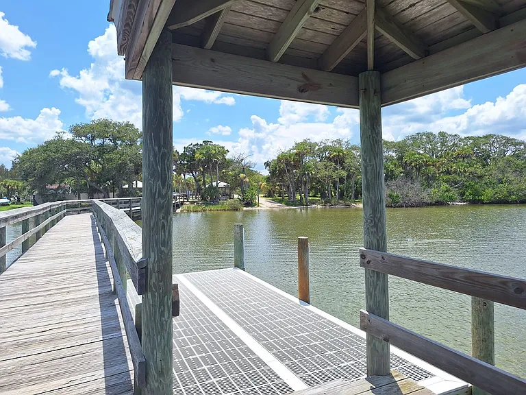301 Water Landing Dr — Photo 32