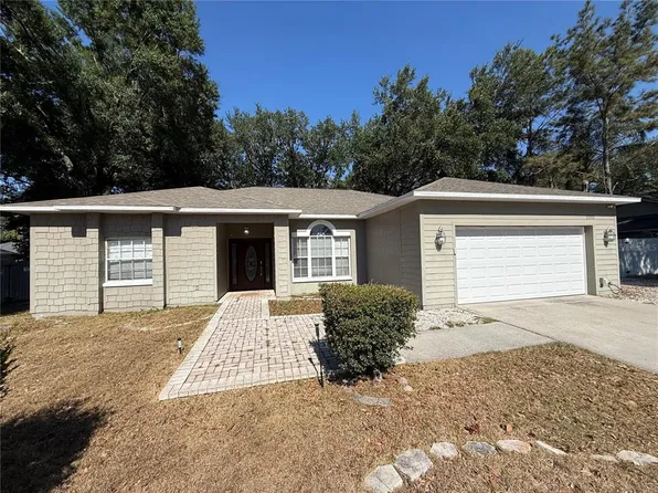 2212 Misty Ridge Ln, Valrico, FL 33594
