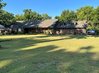 828 Spring Rd, Ponca City, OK 74604