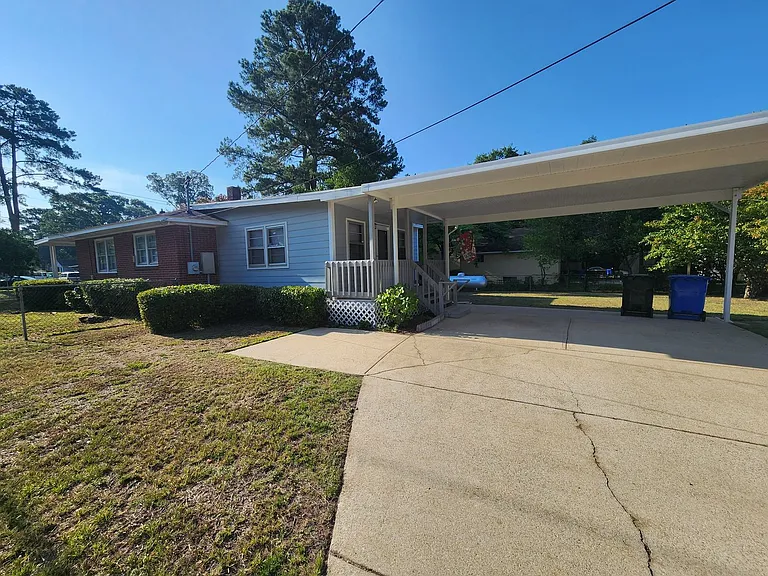400 Roxie Ave — Photo 25