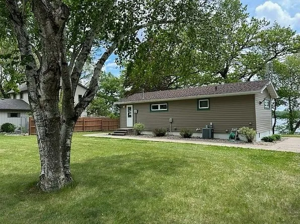 18 N Shore Dr, Winnebago, MN 56098