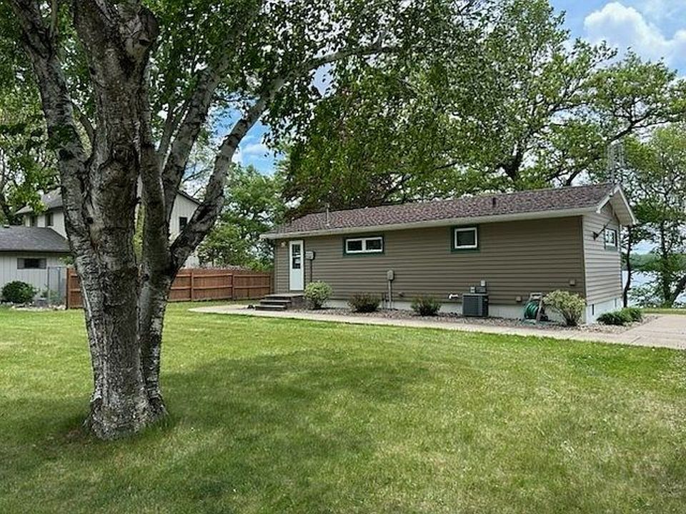 18 N Shore Dr - Property Image