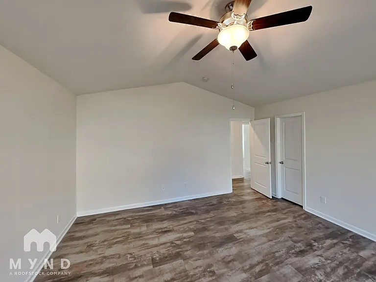2042 Ryker Davis Ln — Photo 15