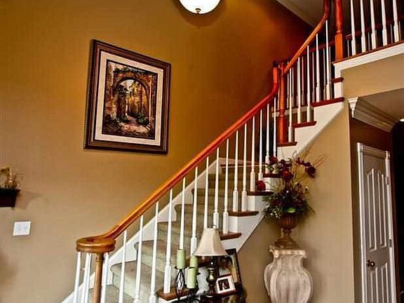 2nd image of 501 Preakness Way