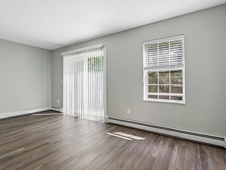 Eastgate Apartments — Photo 21