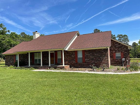 2nd image of 65 Pinebrook Dr