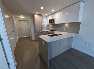 618 Carnarvon St #406, New Westminster, BC